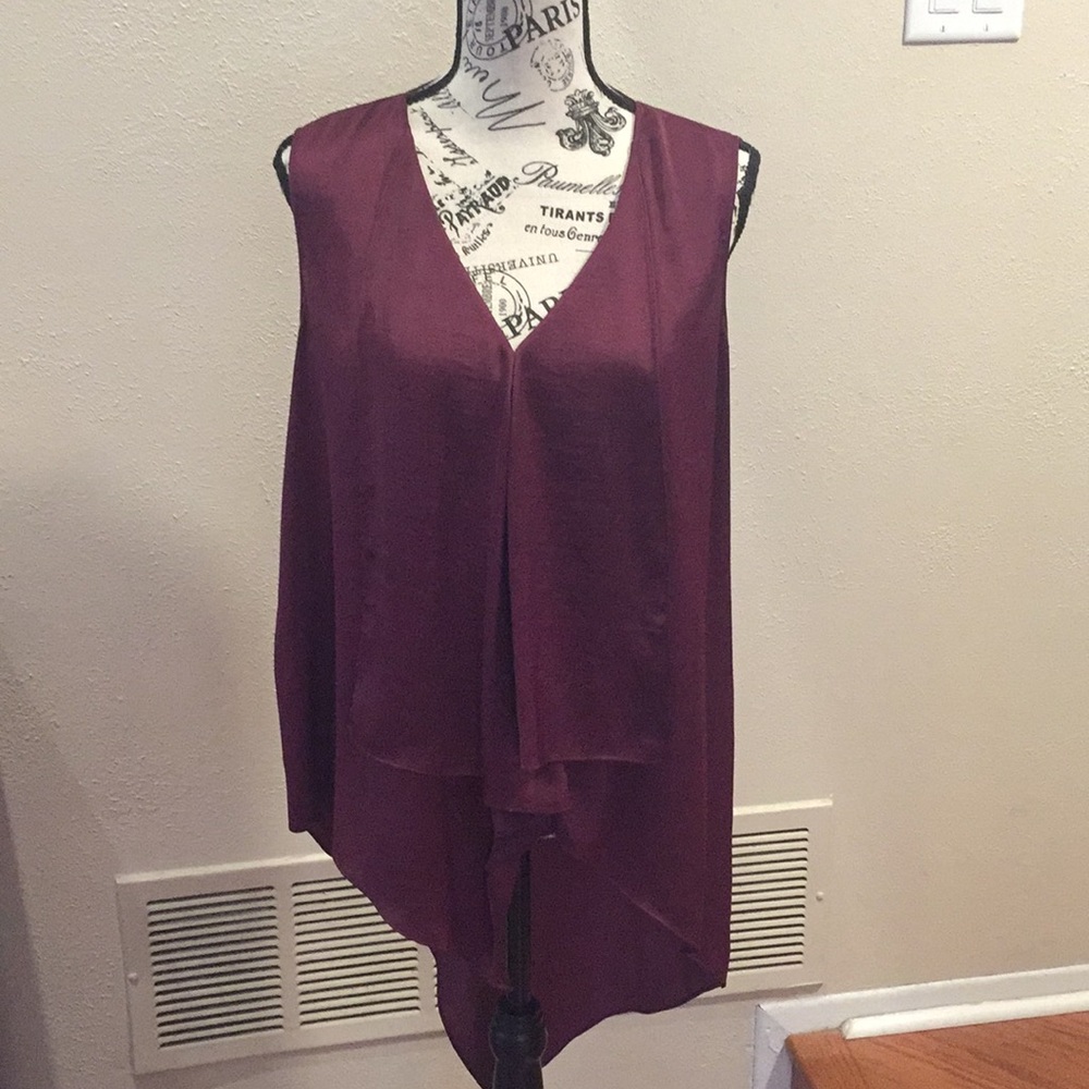BCBGMaxazria burgundy high low blouse size small